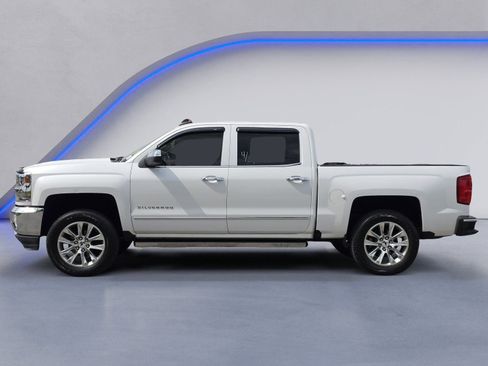 Used 2017 Chevrolet Silverado 1500 LTZ w/ LTZ Plus Package AWD/4WD image 3