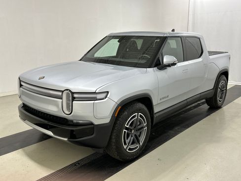 Used 2025 Rivian R1T Adventure AWD/4WD image 1