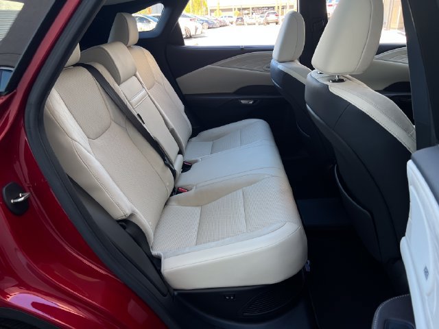 Used 2024 Lexus RX 450h AWD w/ Convenience Package image 39