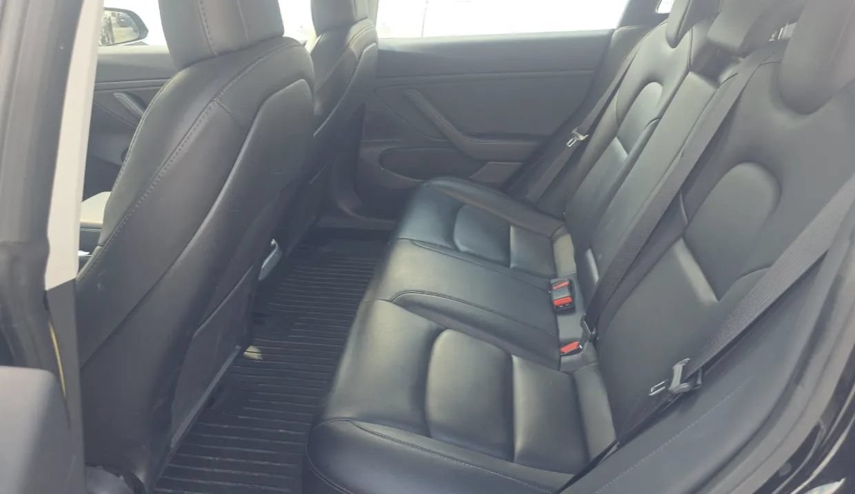 Used 2019 Tesla Model 3 Long Range RWD image 6