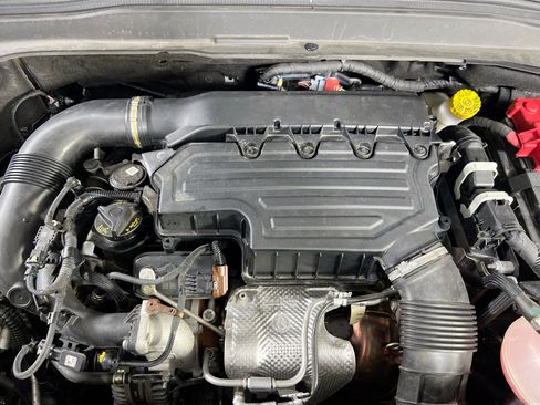 Used 2022 Jeep Renegade Latitude w/ Convenience Group image 29