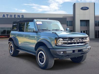 Certified 2022 Ford Bronco Outer Banks w/ Sasquatch Package