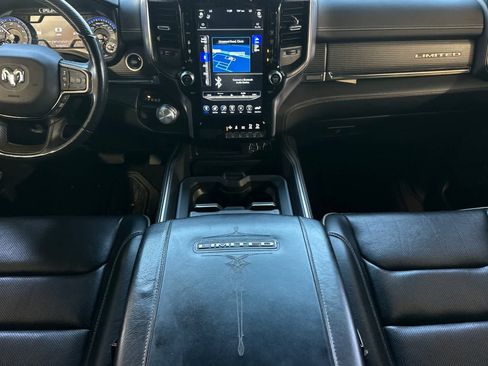 Used 2020 RAM 1500 Limited RWD image 4