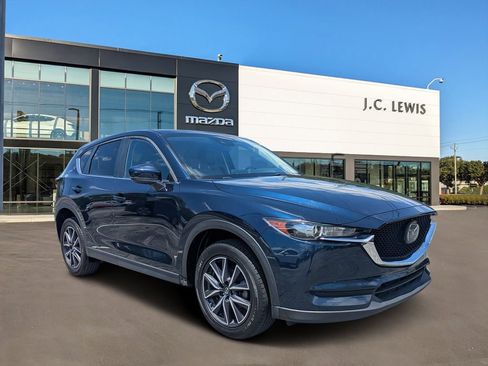 Used 2018 MAZDA CX-5 Touring w/ Preferred Equipment Package AWD/4WD image 1