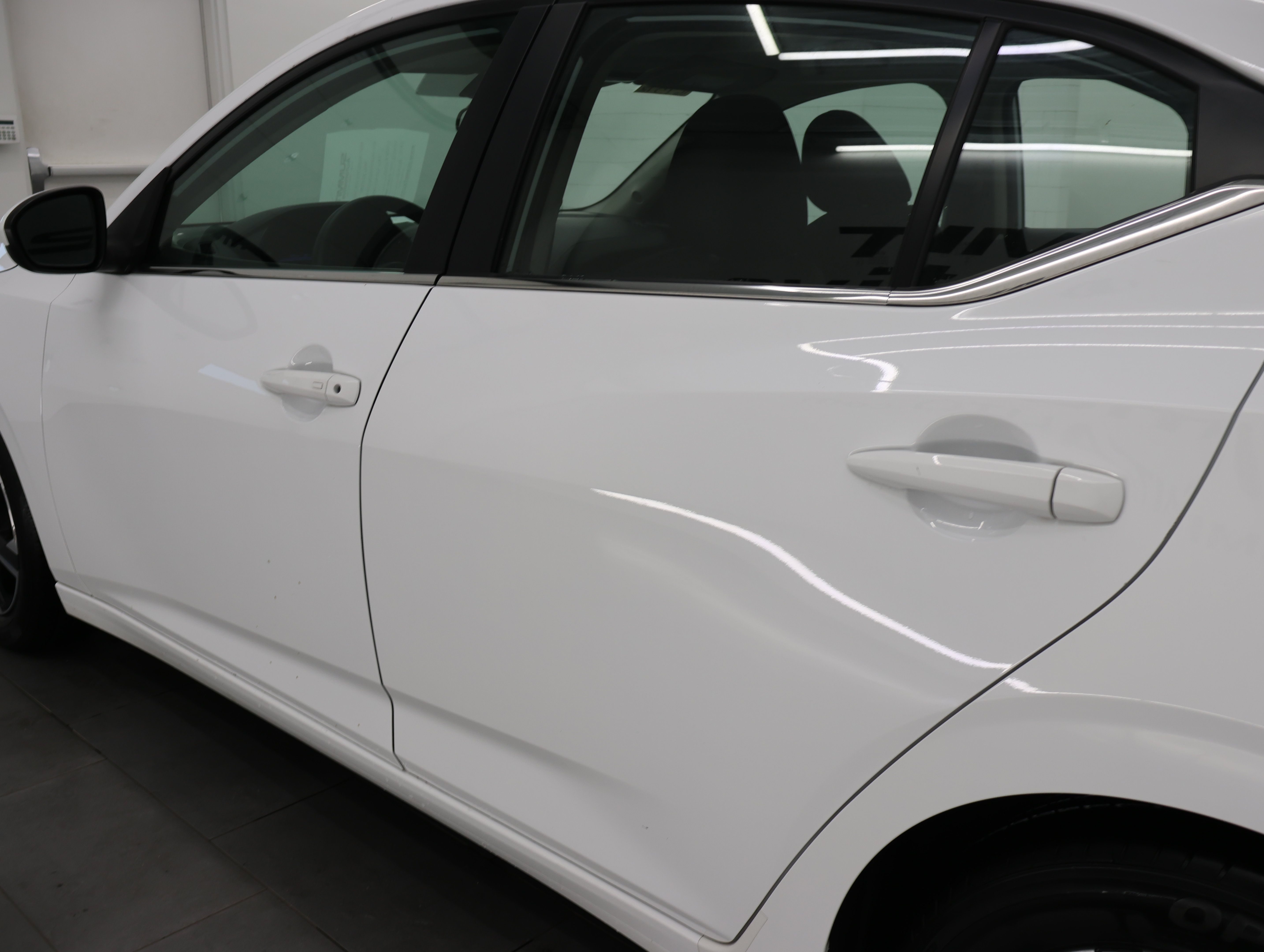 Used 2024 Nissan Sentra SV FWD image 31