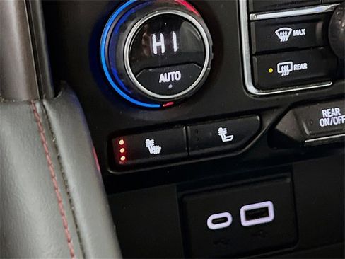 Used 2023 Chevrolet Tahoe RST image 21