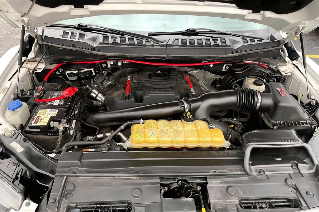 Used 2019 Ford F150 Raptor w/ Equipment Group 802A Luxury AWD/4WD image 9