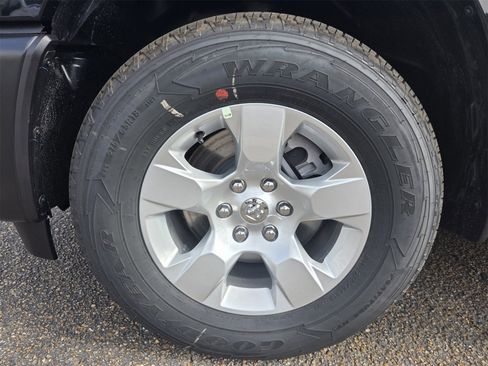 New 2025 RAM 1500 Tradesman image 18