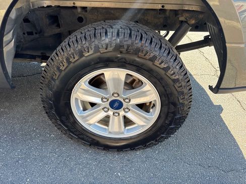 Used 2015 Ford F150 XLT w/ Equipment Group 301A Mid image 15