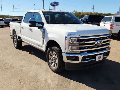 Used 2024 Ford F350 Lariat w/ Lariat Ultimate Package image 6