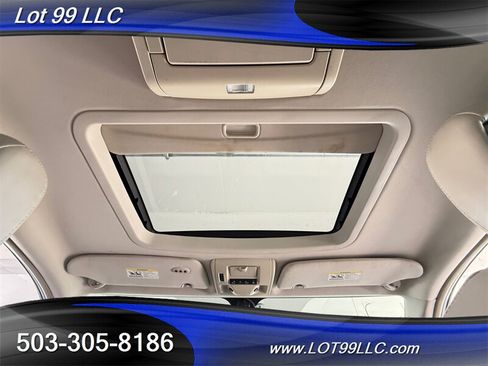 Used 2013 Chrysler Town & Country Limited w/ Luxury Group FWD image 37