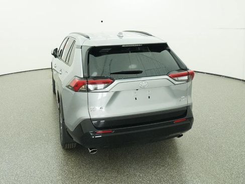 New 2025 Toyota RAV4 SE image 15