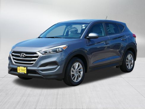 Used 2018 Hyundai Tucson SE AWD/4WD image 3