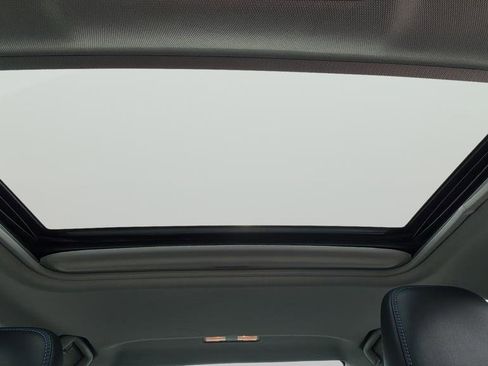 Used 2016 Toyota Camry SE image 34