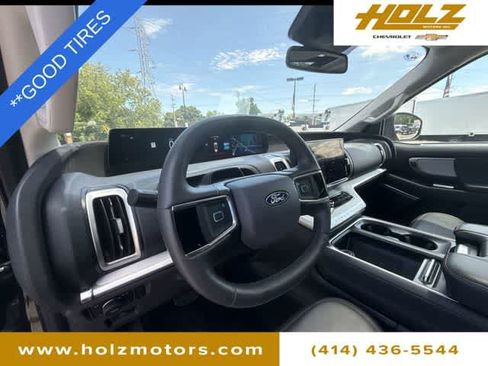 Used 2025 Ford Expedition Active AWD/4WD image 10