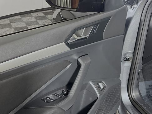 Used 2021 Volkswagen Jetta S image 17