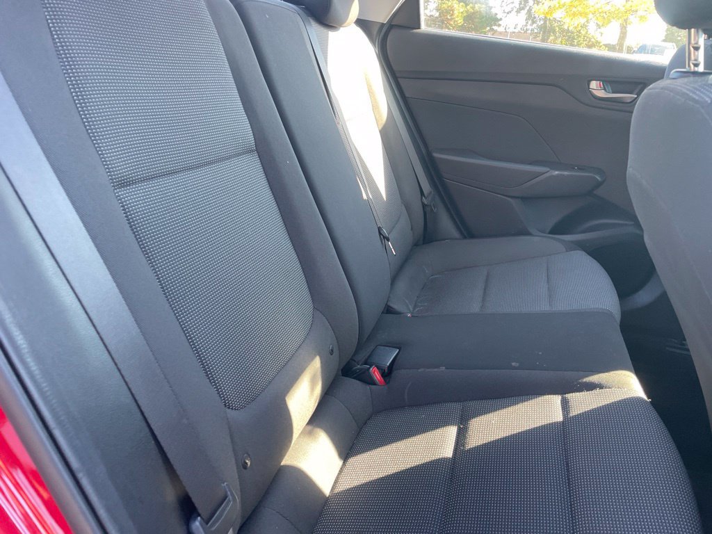 Used 2020 Hyundai Accent SE FWD image 19