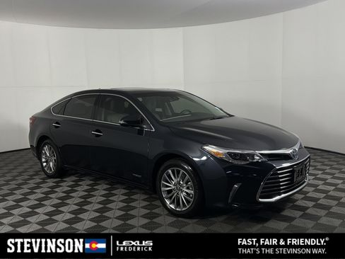 Used 2018 Toyota Avalon Limited w/ Carpet Mat Package FWD image 1