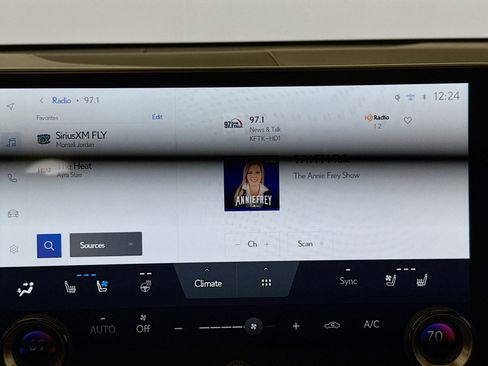 Used 2025 Lexus NX 350h AWD w/ Accessory Package (2T) image 15