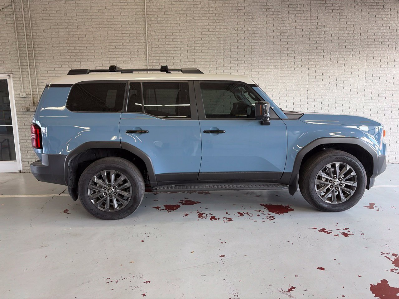 Used 2025 Toyota Land Cruiser w/ Premium Package AWD/4WD image 2