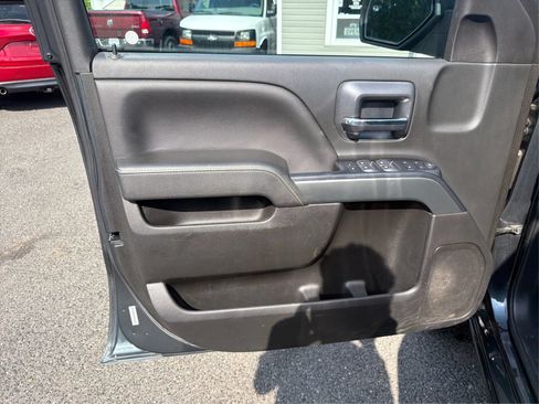 Used 2019 Chevrolet Silverado 1500 LT AWD/4WD image 21