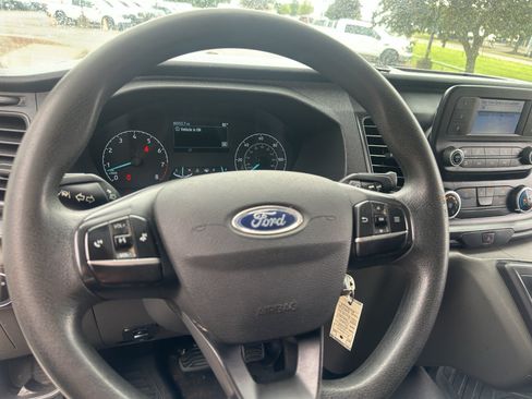Used 2022 Ford Transit 350 DRW RWD image 22