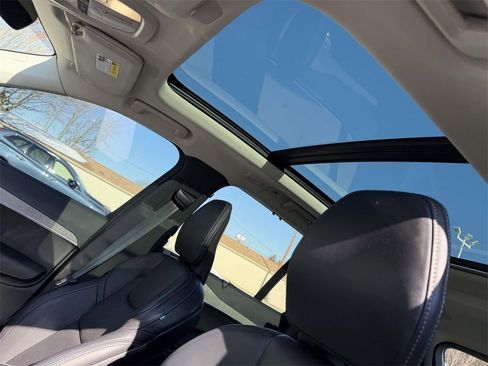 Used 2023 Volvo XC90 B6 Ultimate image 19