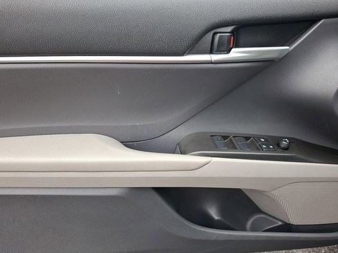 Certified 2023 Toyota Camry SE image 12