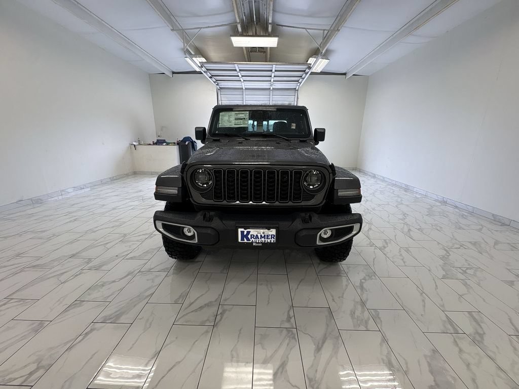 New 2026 Jeep Gladiator Sport AWD/4WD image 3
