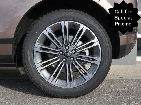 New 2025 Land Rover Range Rover Evoque S image 32