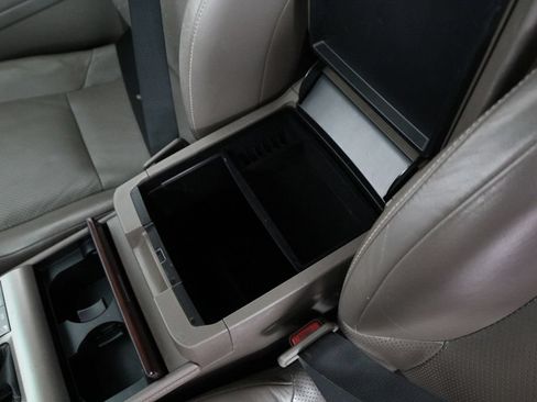 Used 2011 Lexus GX 460 w/ Comfort Plus Pkg AWD/4WD image 34