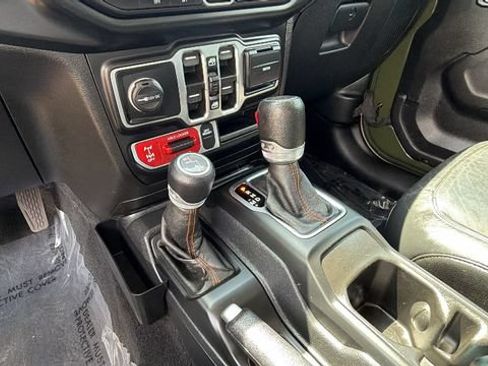 Used 2021 Jeep Gladiator Mojave AWD/4WD image 28
