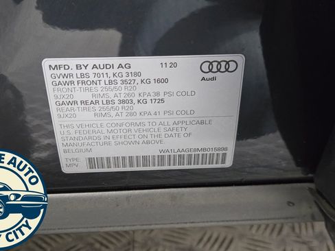 Used 2021 Audi e-tron Premium Plus w/ Premium Plus Package AWD/4WD image 24