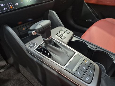 Used 2026 Kia Sportage SX AWD/4WD image 25