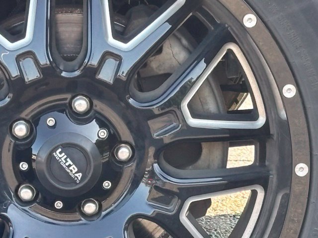 Used 2018 Jeep Wrangler Unlimited Sport AWD/4WD image 4