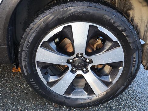 Used 2014 Subaru Crosstrek Touring image 29