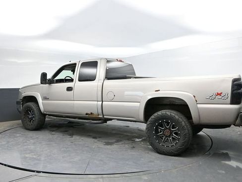 Used 2006 Chevrolet Silverado 3500 LT w/ Heavy-Duty Power Package AWD/4WD image 7