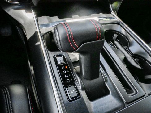 Used 2025 Ford F150 Raptor AWD/4WD image 26