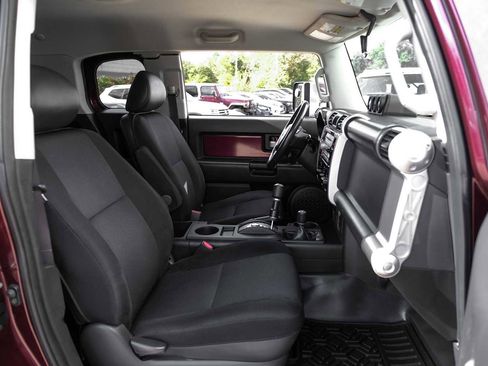 Used 2007 Toyota FJ Cruiser 4WD image 31