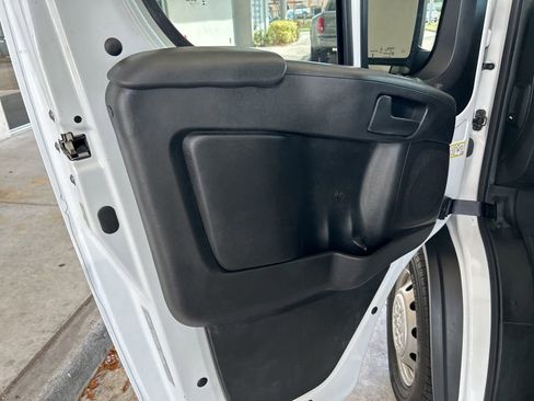 Used 2023 RAM ProMaster 2500 w/ Convenience Group image 29