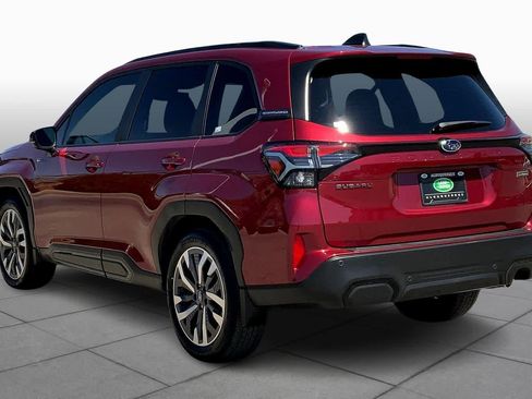 Used 2025 Subaru Forester Touring AWD/4WD image 11