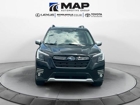 Used 2023 Subaru Forester Touring AWD/4WD image 8