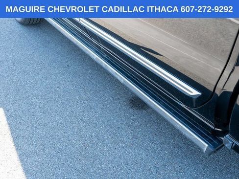 Used 2022 Chevrolet Silverado 1500 High Country w/ High Country Premium Package AWD/4WD image 21
