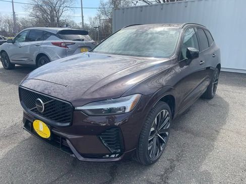 New 2026 Volvo XC60 B5 Ultra w/ Protection Package Premier AWD/4WD image 3