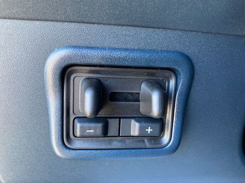 New 2025 Ford Maverick Lariat w/ Black Appearance Package image 36