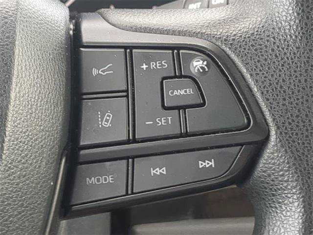 Certified 2022 Toyota Sienna LE FWD image 24