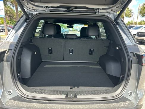 New 2026 Chevrolet Equinox RS w/ Safety and Technology Package FWD image 11