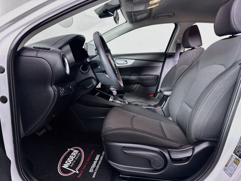 Used 2023 Kia Forte LXS FWD image 20