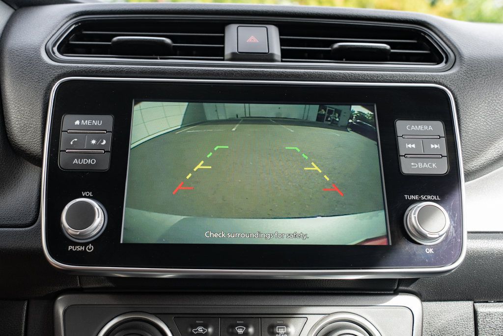 Used 2025 Nissan Leaf S FWD image 17
