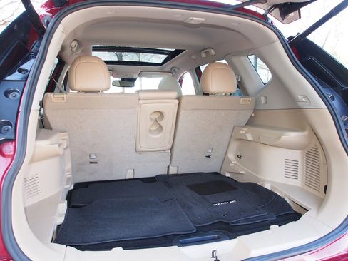 Used 2020 Nissan Rogue SL w/ Premium Package image 14